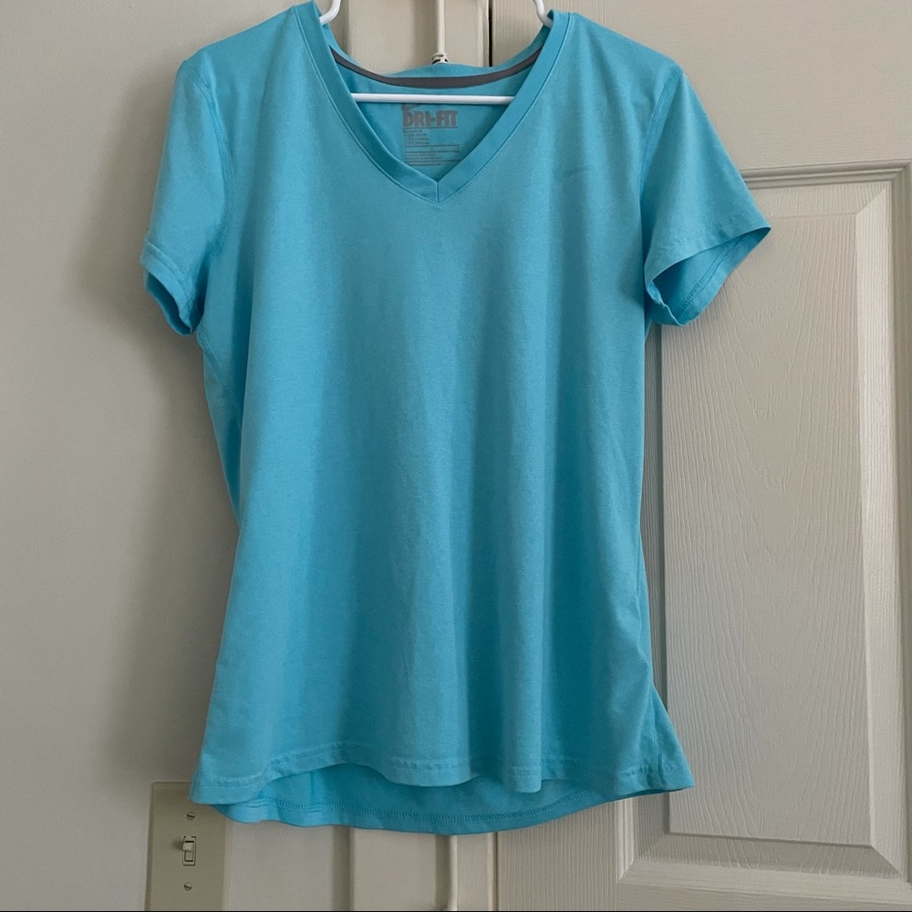 Aqua Nike DriFit Workout Top - L - EUC.